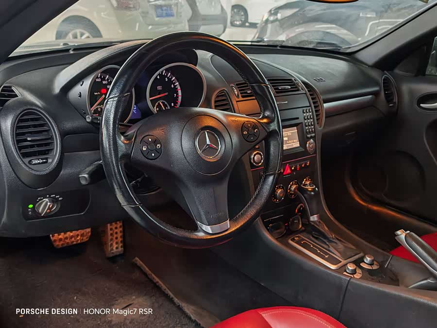 Mercedes-Benz SLK Class 2010 immagine di auto #4