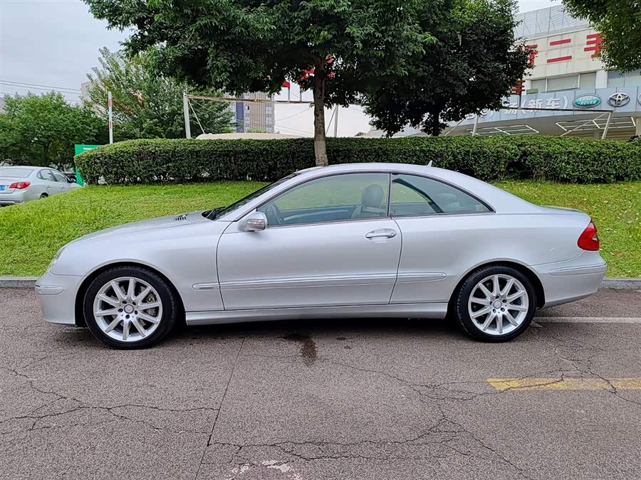 Mercedes-Benz CLK Class 2007 #4 Mercedes-Benz CLK Class 2007 car image #4