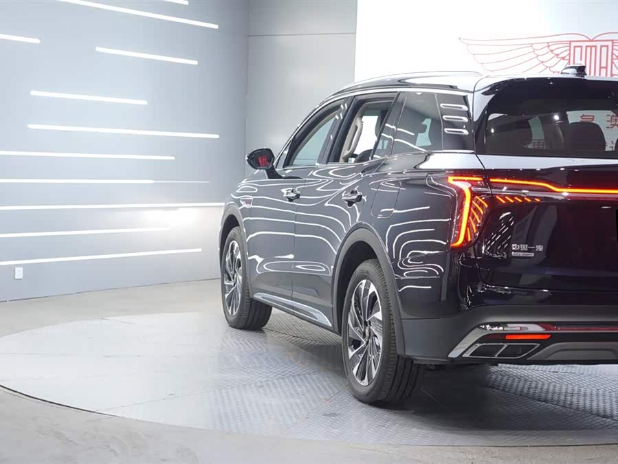 HongQi HS7 PHEV 2025 car image #4