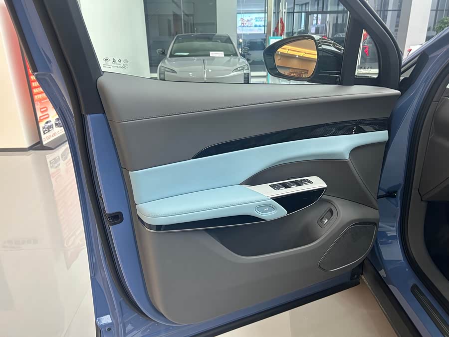 HongQi TianGong 08 2025 #4 HongQi TianGong 08 2025 صورة سيارة #4