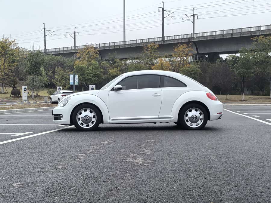 Volkswagen Beetle 2017 immagine di auto #4