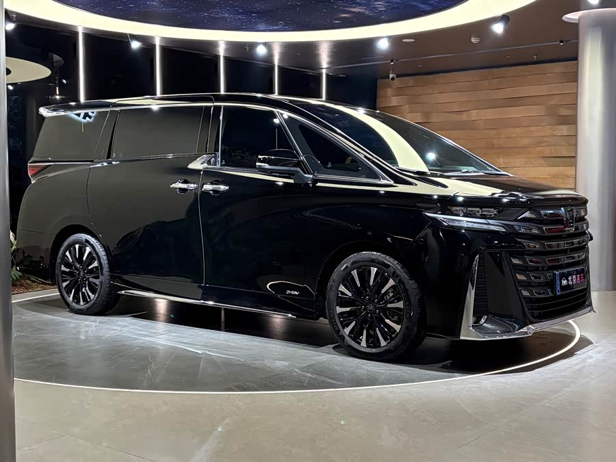 丰田 威尔法 2023 汽车图片 #4