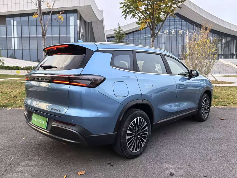 Chery Tiggo8 PLUS C-DM 2024 #4 Chery Tiggo8 PLUS C-DM 2024 car image #4