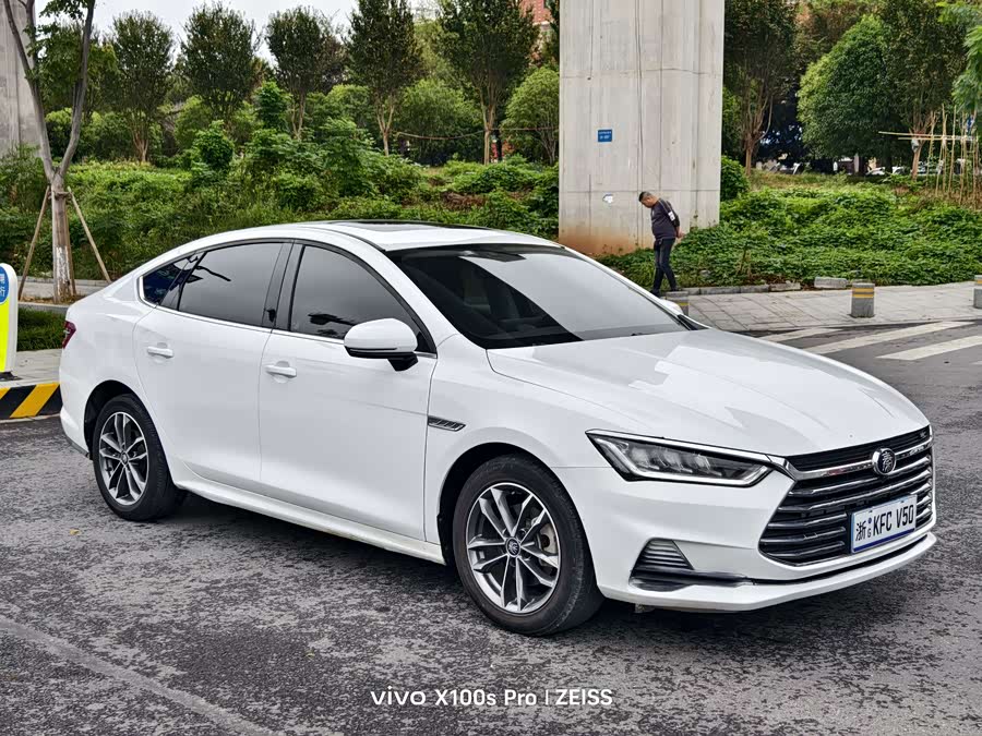 BYD Qin Pro 2020 immagine di auto #4