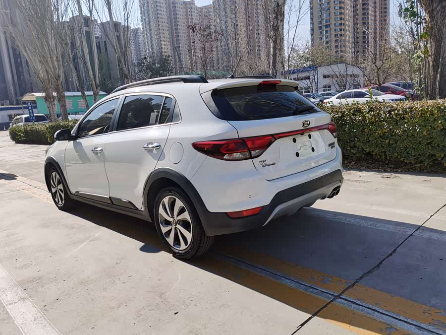 Kia Rio Cross 2018 صورة سيارة #4