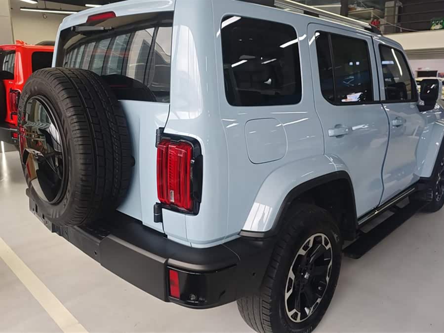 Tank 300 New Energy 2024 #4 Tank 300 New Energy 2024 car image #4