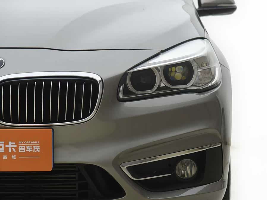 BMW 2 Series Tourer (Imported) 2015 #4 BMW 2 Series Tourer (Imported) 2015 immagine di auto #4