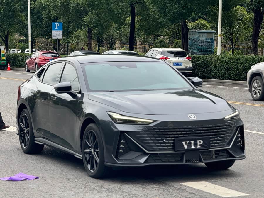 Changan UNI-V 2023 immagine di auto #4