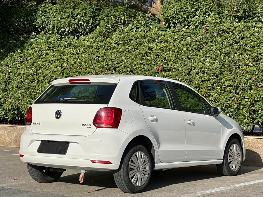 Volkswagen Polo 2017 car image #4