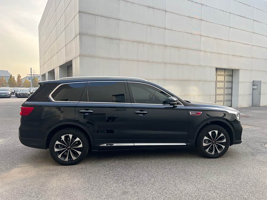 HongQi HS7 2021 #4 HongQi HS7 2021 car image #4