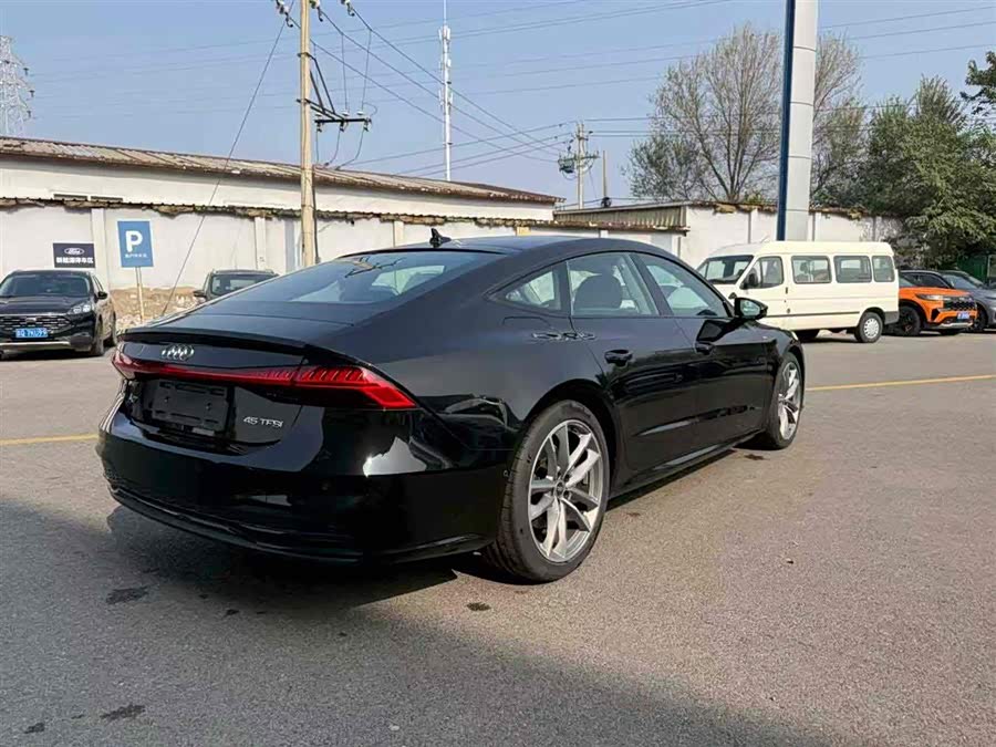 Audi A7 2024 car image #4