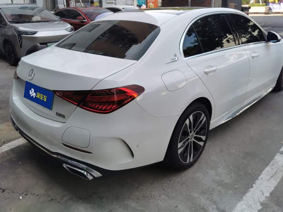 Mercedes-Benz C Class New Energy 2025 car image #4