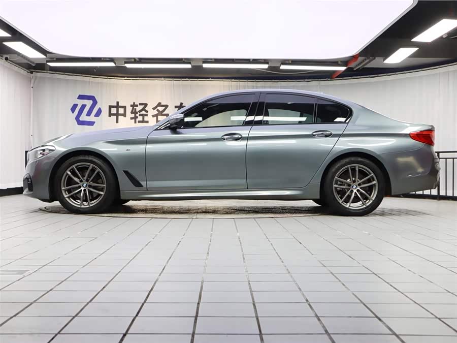 BMW 5 Series (Imported) 2018 #4 BMW 5 Series (Imported) 2018 car image #4