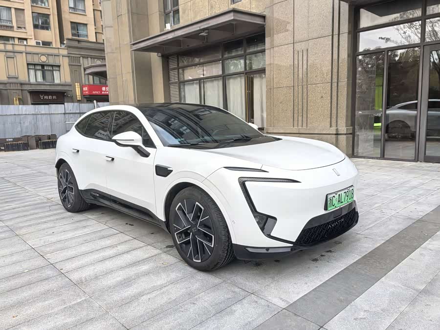 阿维塔 阿维塔11 2025 汽车图片 #4