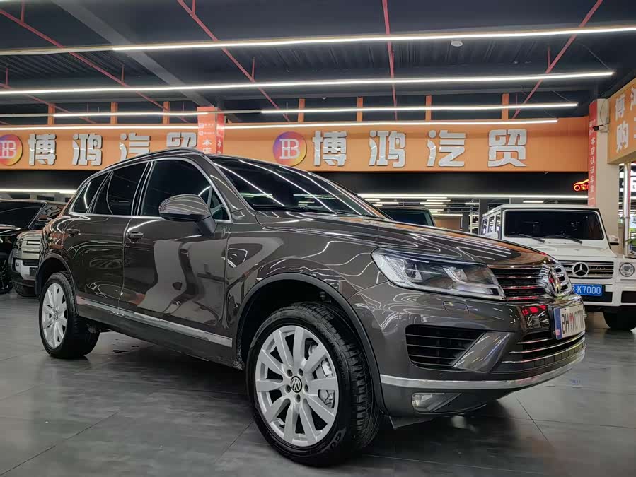 Volkswagen Touareg 2017 car image #4