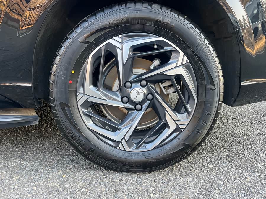 HongQi HS3 2024 car image #4