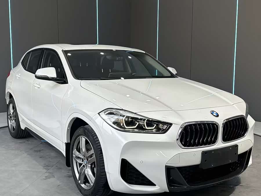 BMW X2 2022 #4 BMW X2 2022 car image #4