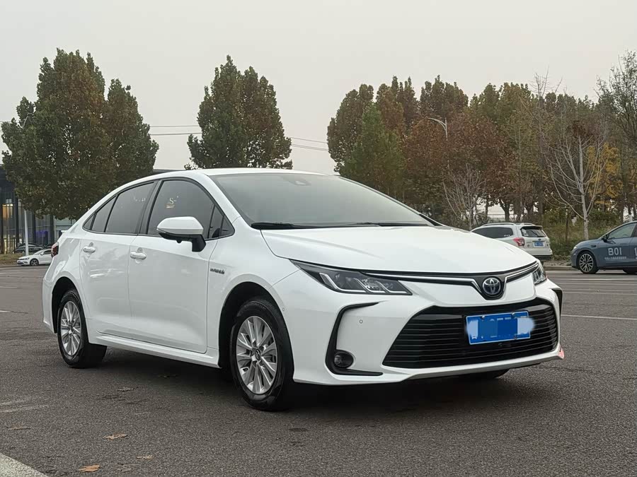 Toyota Corolla Hybird E+ 2022 immagine di auto #4