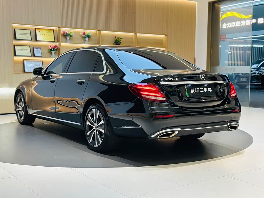Mercedes-Benz E Class New Energy 2020 car image #4