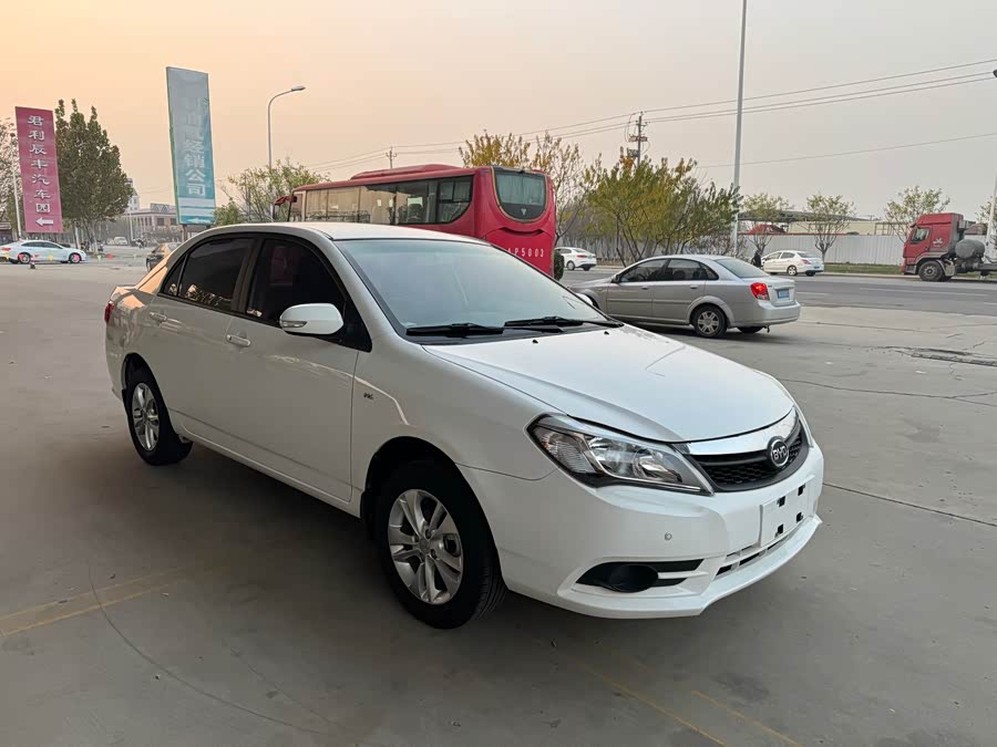 BYD F3 2018 car image #4
