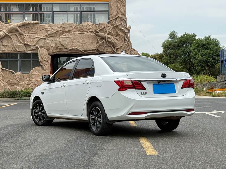 BYD F3 2017 #4 BYD F3 2017 car image #4