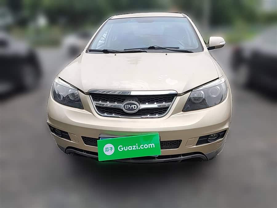 BYD S6 2016 #4 BYD S6 2016 car image #4