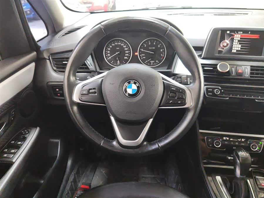 BMW 2 Series Gran Tourer 2015 car image #4