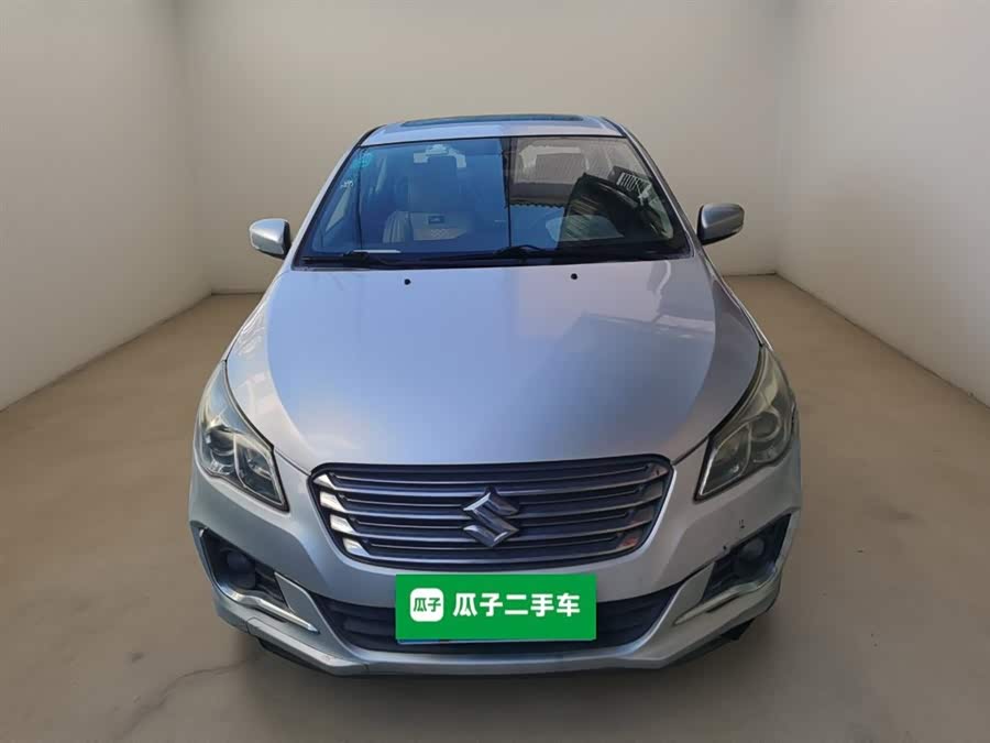 Suzuki Ciaz 2015 изображение автомобиля #4