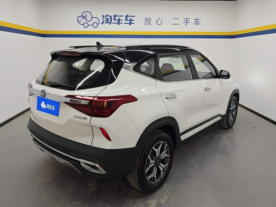 Kia Stonic 2020 car image #4