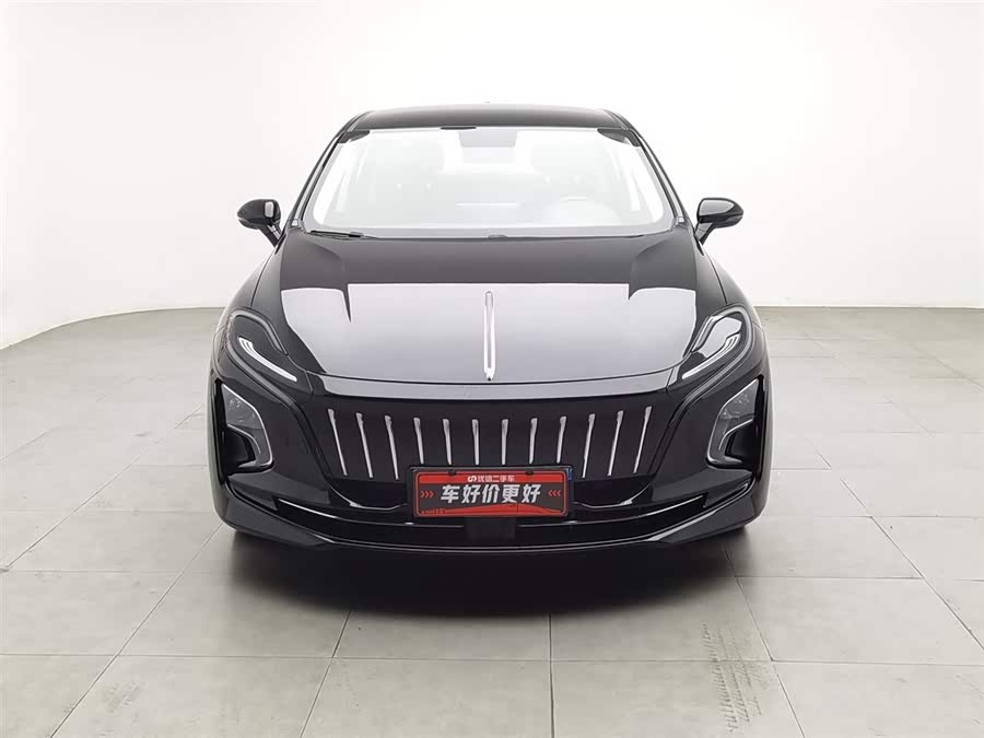 HongQi E-QM5 2023 #4 HongQi E-QM5 2023 car image #4