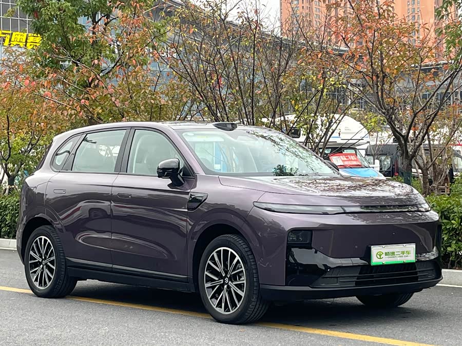 零跑汽车 零跑B10 2025 汽车图片 #4