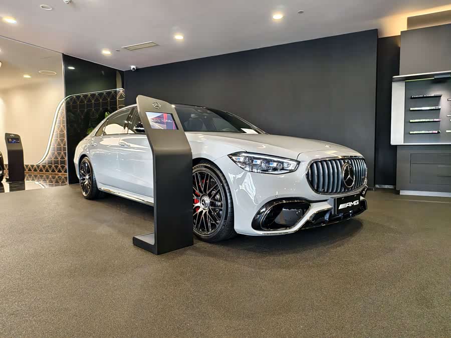 Mercedes-Benz S AMG New Energy imagem de carro #4