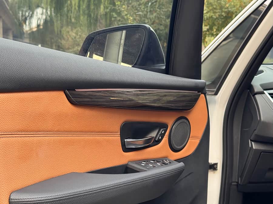 BMW 2 Series Tourer (Imported) 2015 #4 BMW 2 Series Tourer (Imported) 2015 car image #4