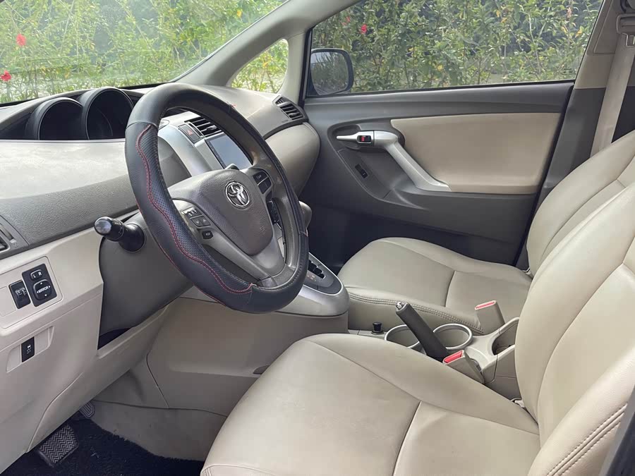 Toyota Reiz 2011 #4 Toyota Reiz 2011 immagine di auto #4