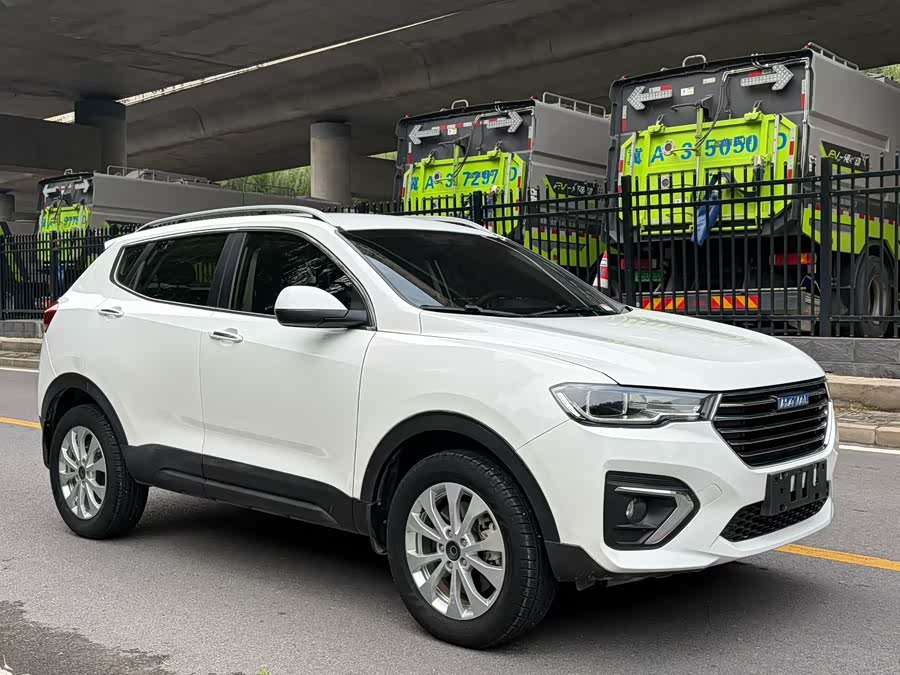 Haval H2s 2018 #4 Haval H2s 2018 car image #4