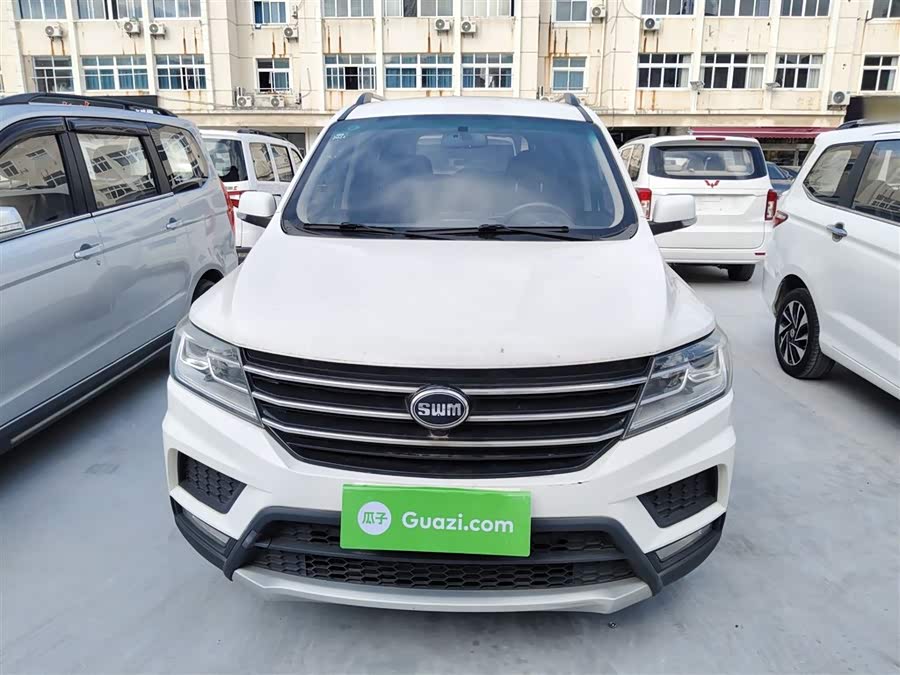 SWM X3 2019 صورة سيارة #4