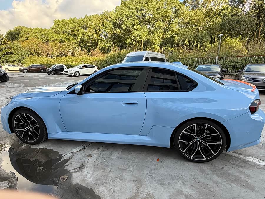 BMW M2 2025 #4 BMW M2 2025 car image #4