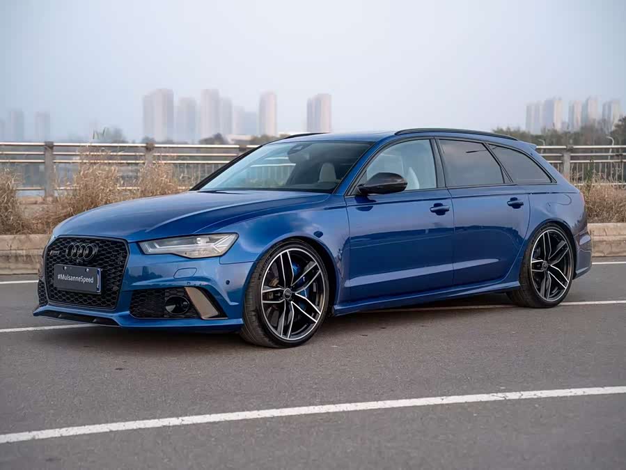 Audi RS 6 2021 immagine di auto #4