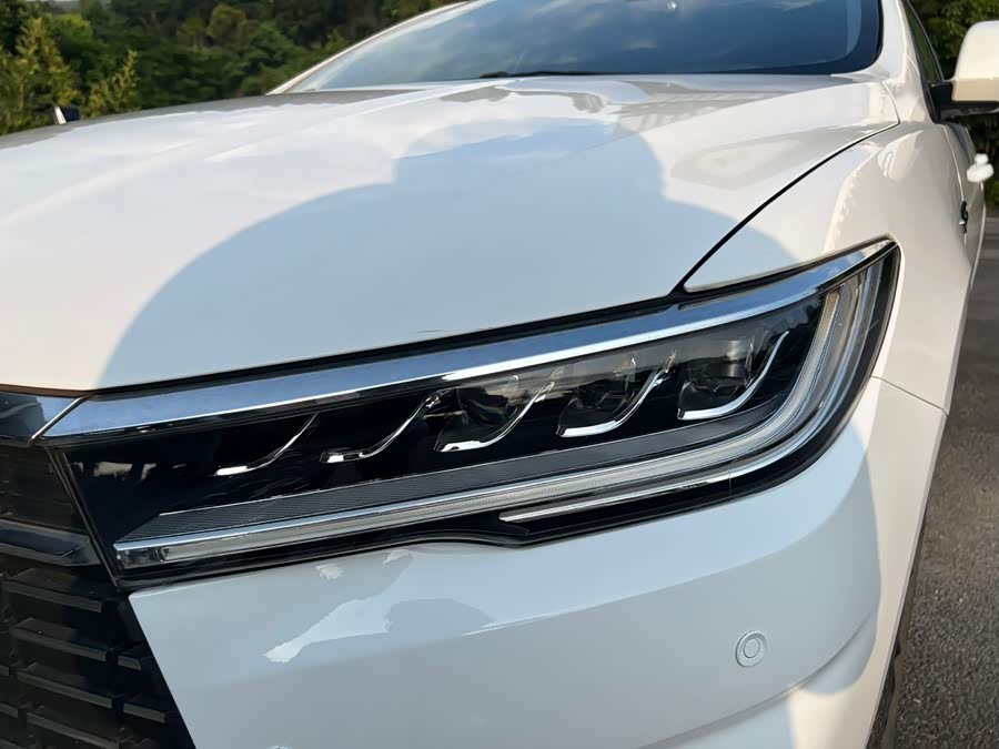 BYD Qin Pro New Energy 2020 #4 BYD Qin Pro New Energy 2020 car image #4