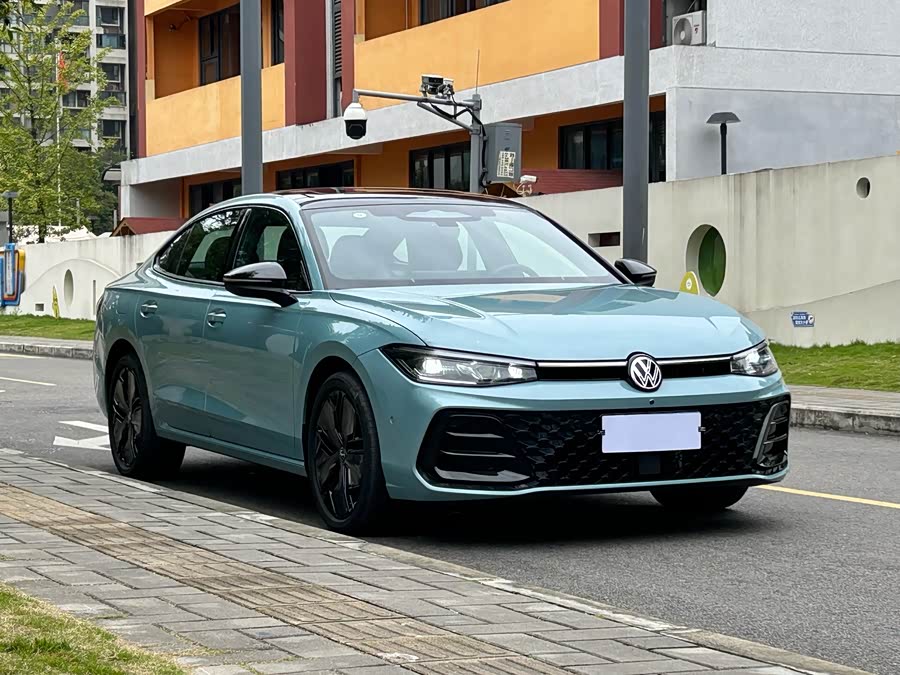 Volkswagen Passat 2024 изображение автомобиля #4