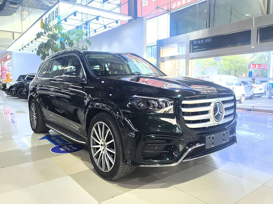 Mercedes-Benz GLS Class 2023 immagine di auto #4