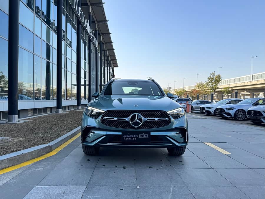 Mercedes-Benz GLC Class 2024 car image #4