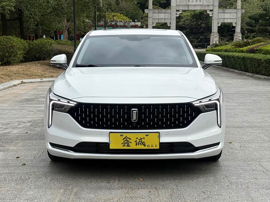 2023 car image #4