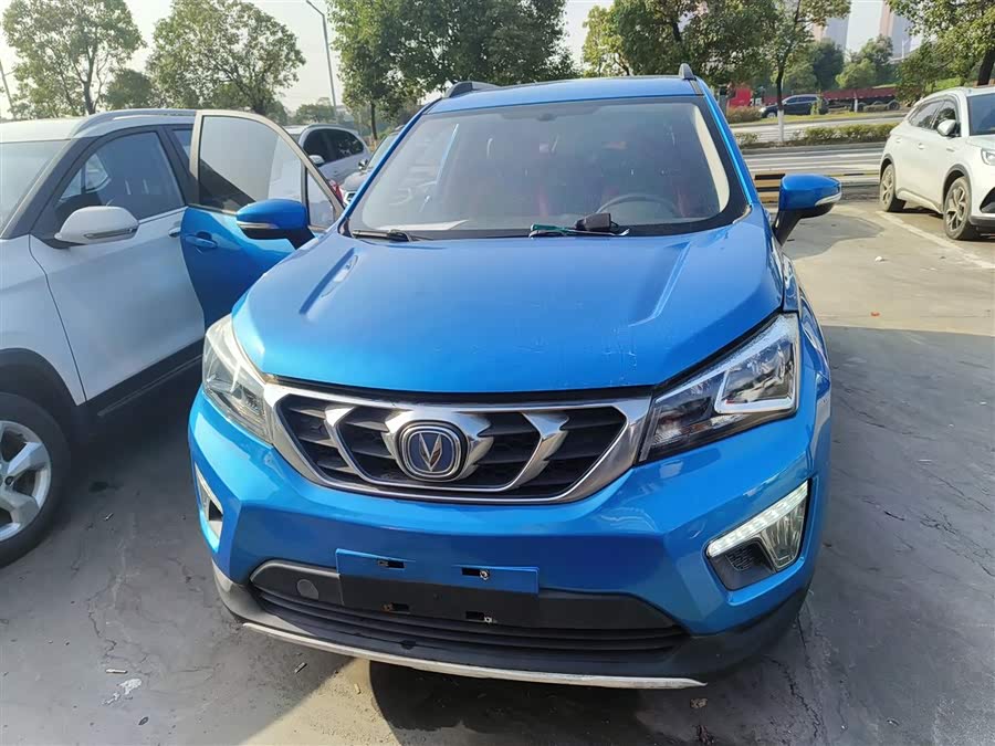 Changan CS15 2017 #4 Changan CS15 2017 car image #4
