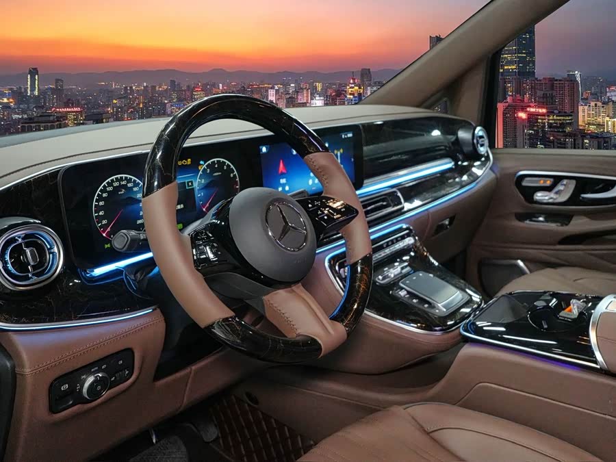 Mercedes-Benz Vito 2025 car image #4