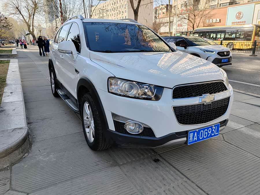 Chevrolet Captiva 2013 car image #4