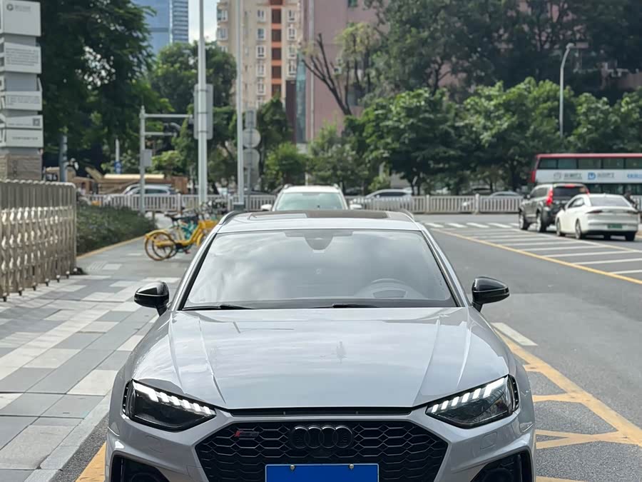 Audi RS 4 2021 car image #4