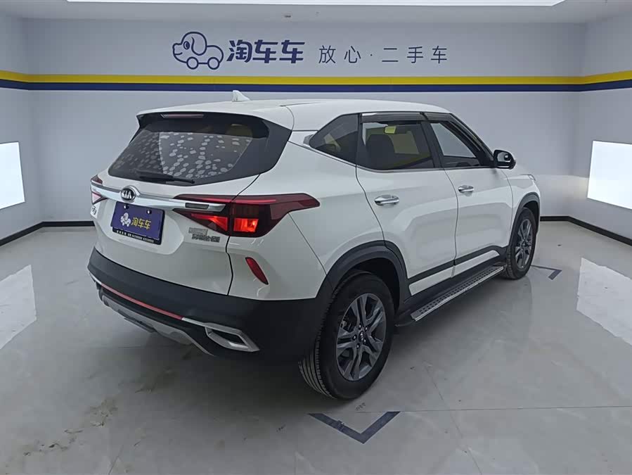 Kia Stonic 2020 car image #4