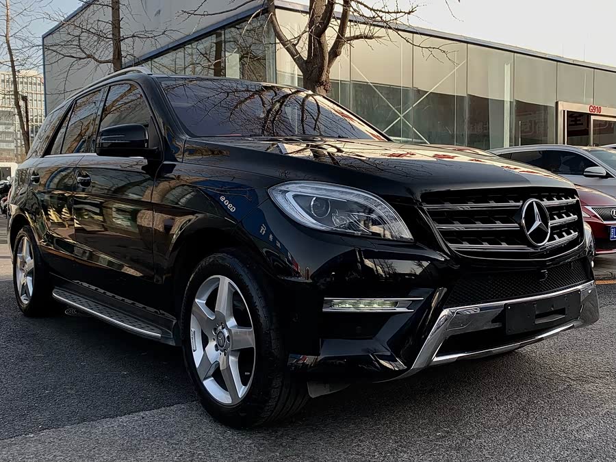 Mercedes-Benz M Class 2014 car image #4