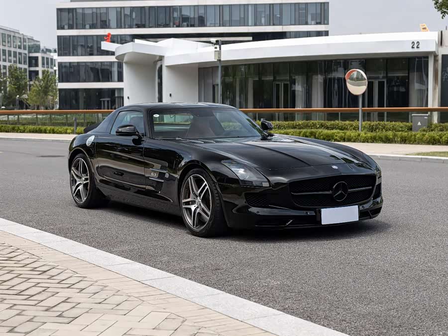 Mercedes-Benz SLS AMG 2015 car image #4